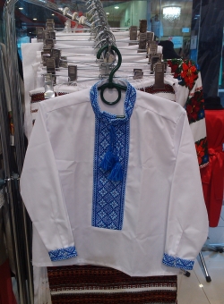сорочка на батисті
