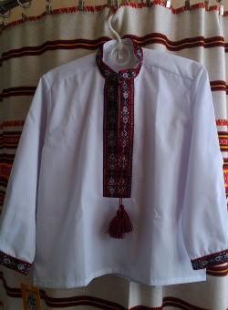 сорочка на батисті
