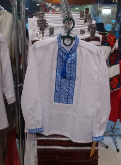 сорочка на батисті