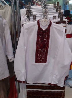 сорочка на батисті