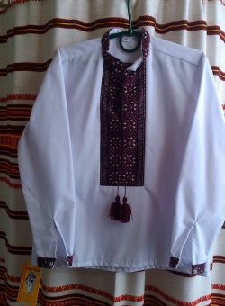 сорочка на батисті