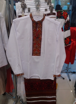 сорочка на батисті