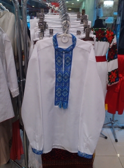 сорочка на батисті