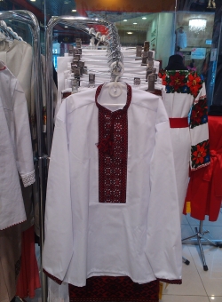 сорочка на батисті