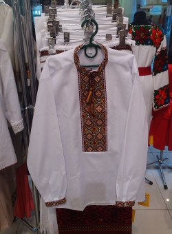 сорочка на батисті