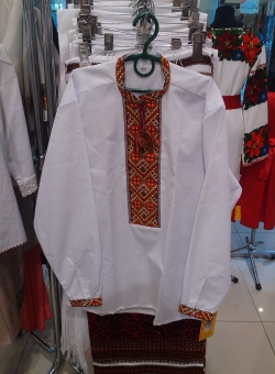 сорочка на батисті